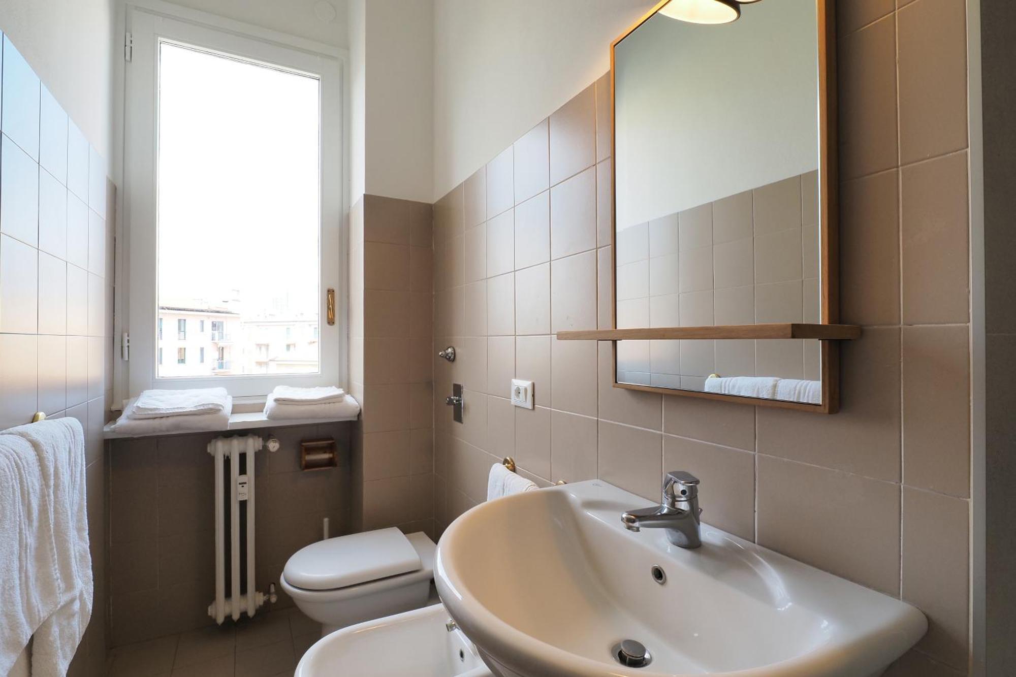 Elegant Moscova Apt Milan Exterior photo